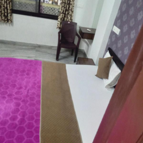 Shanti palace hotel